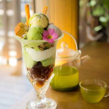 美味しそうなパフェの画像ください！