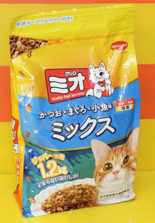 キャットフード何あげてますか？