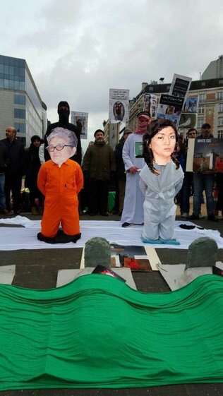 SMAP生出演でメッセージも、メンバー全員表情硬く…