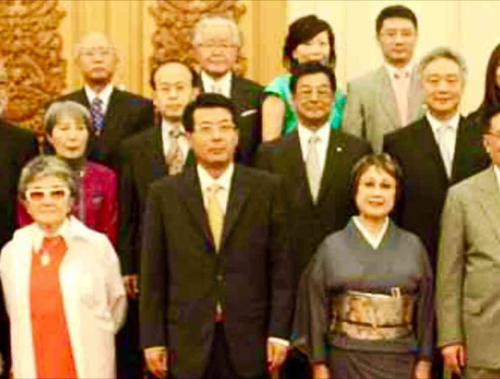 SMAP生出演でメッセージも、メンバー全員表情硬く…