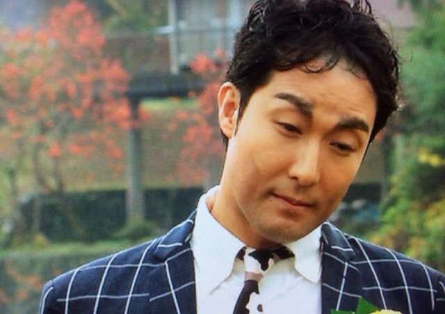 SMAP生出演でメッセージも、メンバー全員表情硬く…