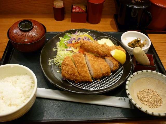 定食好きな人～！