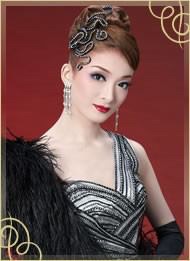 宝塚の煌びやかなヘアメイク、衣装の画像を下さい！