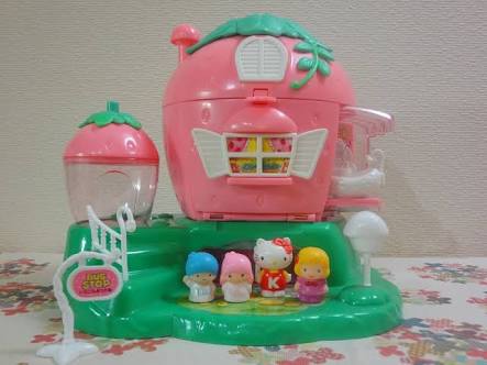 1980年代生まれの人が幼少期や10代の時に好きだった物を懐かしむトピ