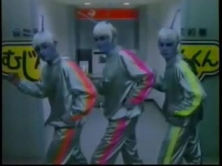 1980年代生まれの人が幼少期や10代の時に好きだった物を懐かしむトピ