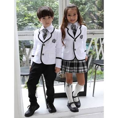 子供の卒業式の服