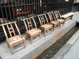 お気に入りの椅子の画像をお願いします。