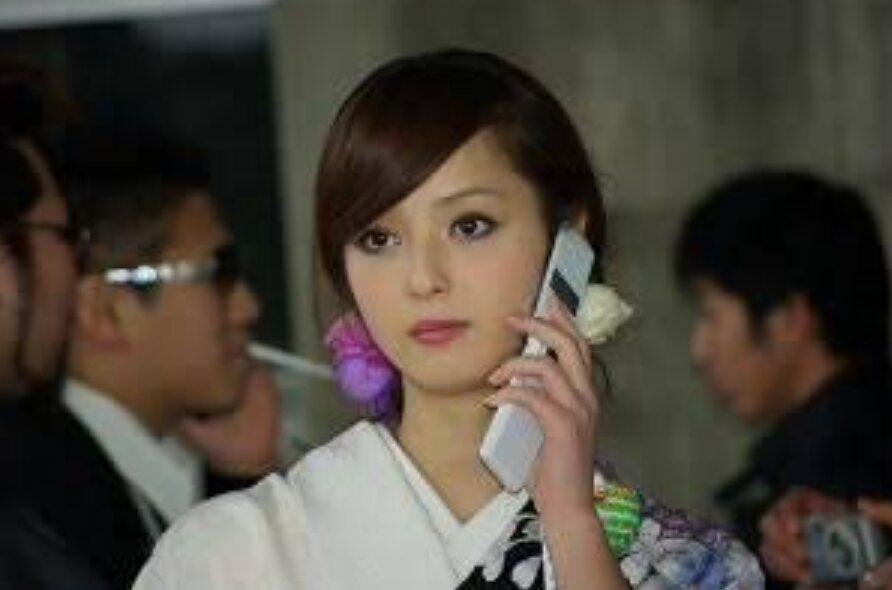 “20歳の桐谷美玲”に絶賛の声、成人式の写真に「かわいすぎやろ!」