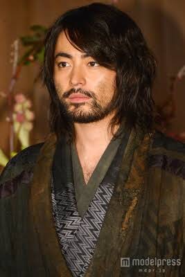 山田孝之さんの画像下さい！