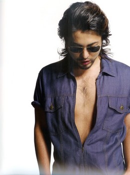 山田孝之さんの画像下さい！