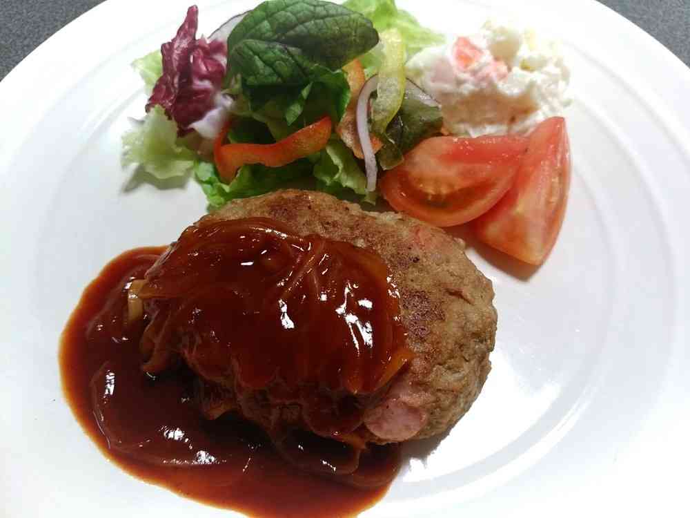 １ヶ月同じおかずを食べないといけなくなったら何を選びますか？