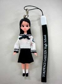 母校の制服どんなのでしたか?