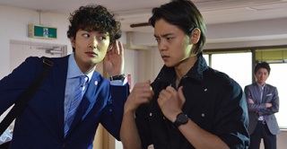 斎藤工、イメチェン失敗？「びっくりするくらいアフロ」
