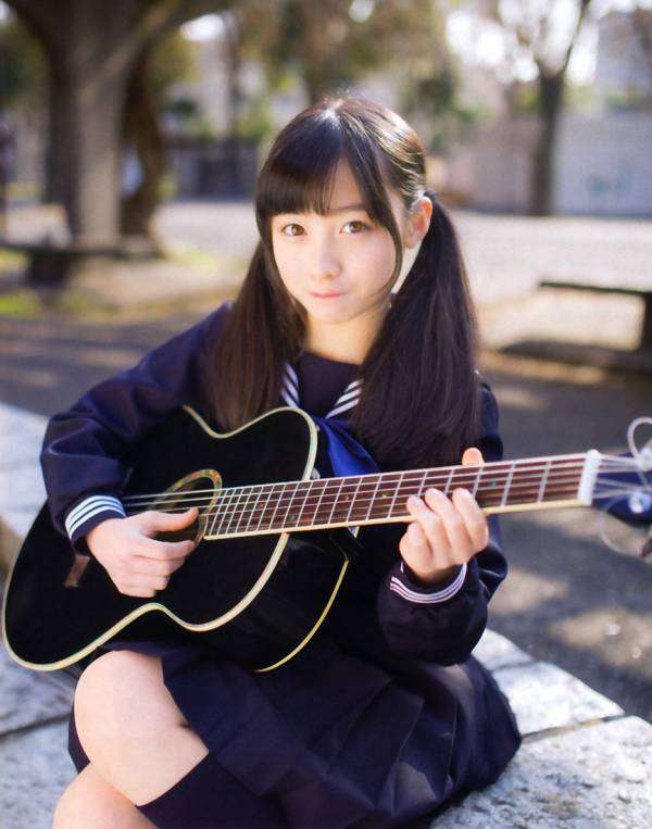 芸能人のツインテールを貼るトピ