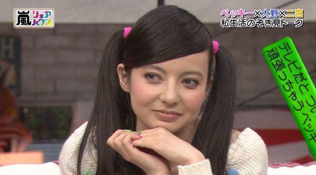 芸能人のツインテールを貼るトピ