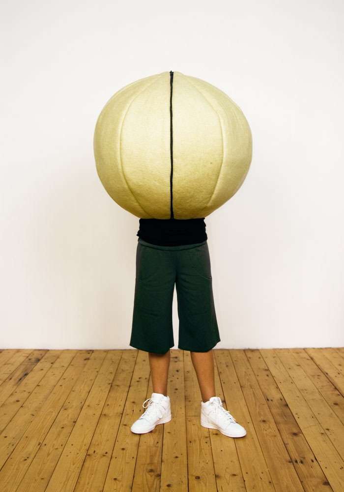 奇抜な服の画像を貼るトピ