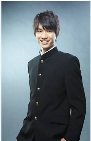いろんな有名人、芸能人の学ラン姿の画像が集まるトピ