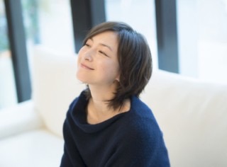 デコ出しが似合う女性タレント画像