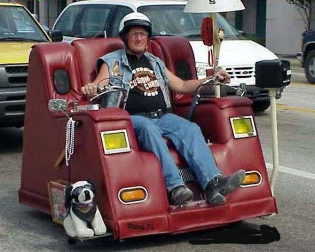変な構造の車トピ