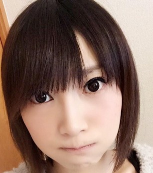 結局カラコンってどう思いますか？