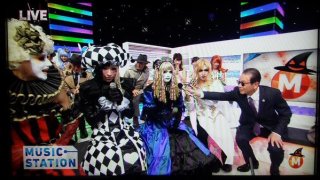 ゴールデンボンバー　新PVが世界観変わるクオリティ「ビジュアル系あるある」