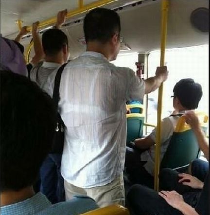 闇が深そうな画像を下さい!