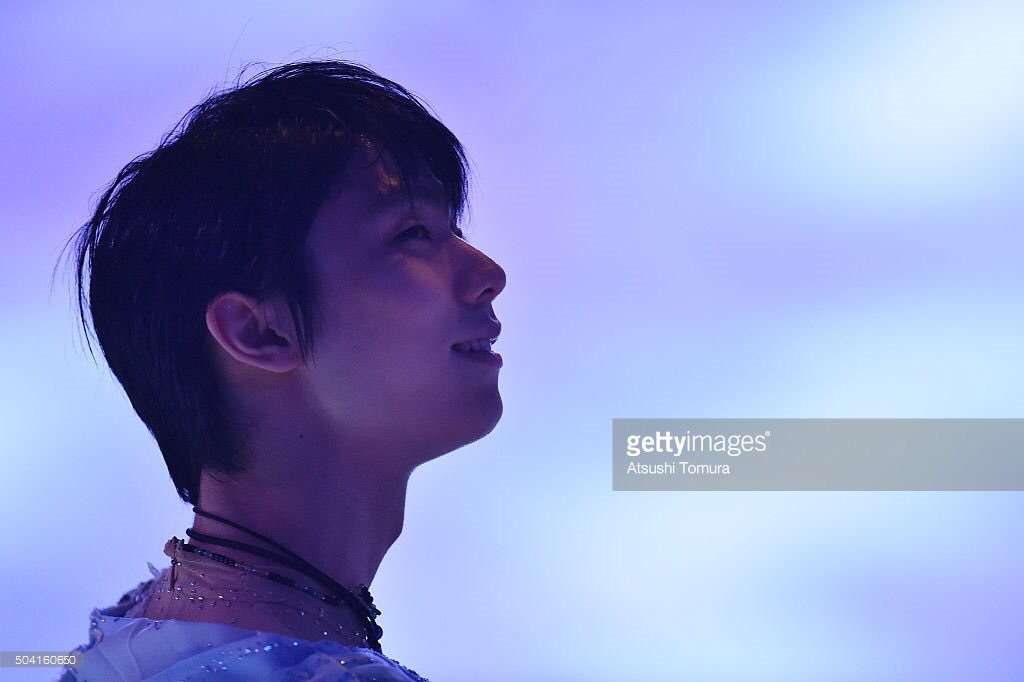 喉仏が好きな人