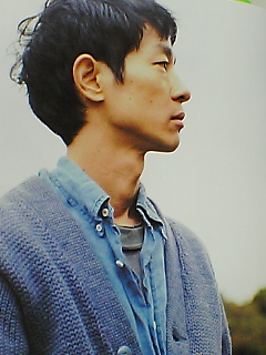 喉仏が好きな人