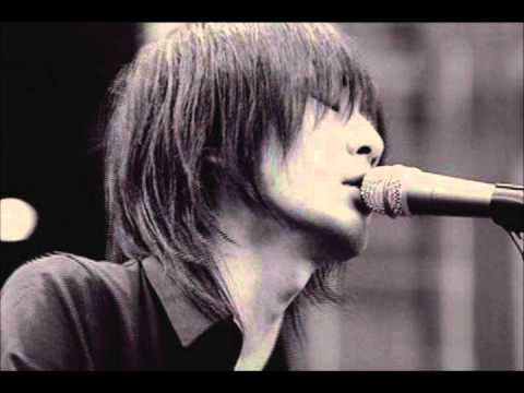 喉仏が好きな人