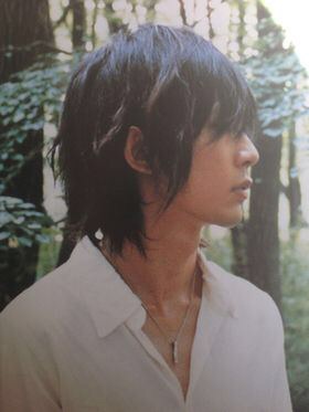 喉仏が好きな人