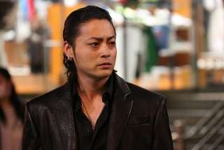 喉仏が好きな人