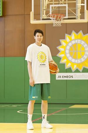 ぱっと見で男か女かわからない画像