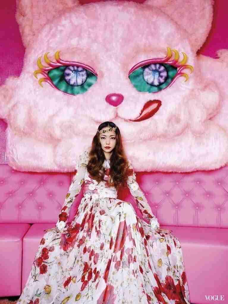 安室奈美恵、蜷川実花とタッグ 台湾版「VOGUE」で凛とした美しさ