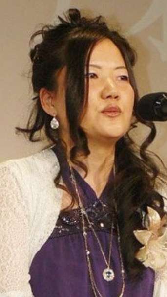 漫画家の顔写真を貼るトピ