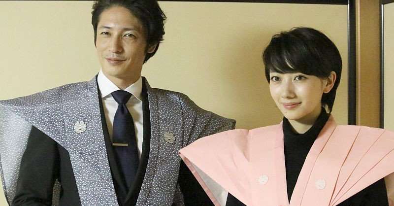 黒髪が似合う人の条件