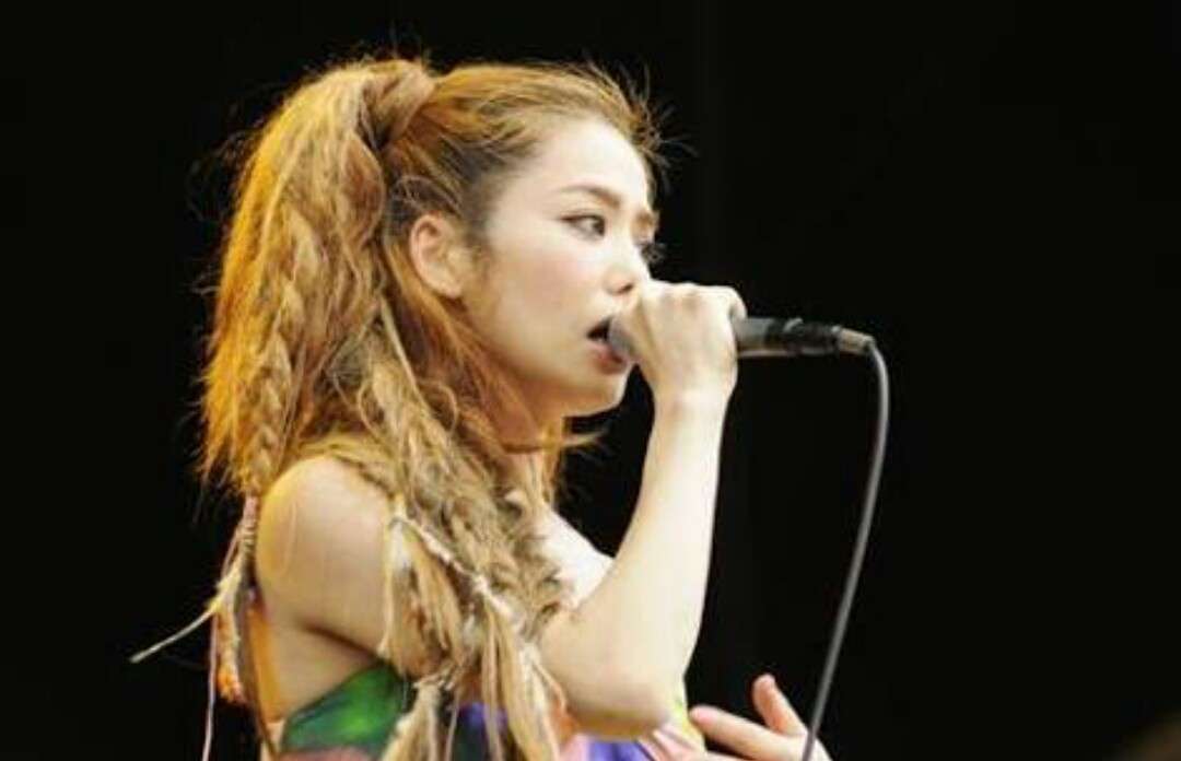 有名人のポニーテール画像を貼るトピ