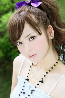 有名人のポニーテール画像を貼るトピ