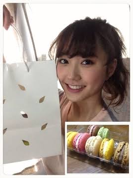 ピンクが似合う女性の特徴