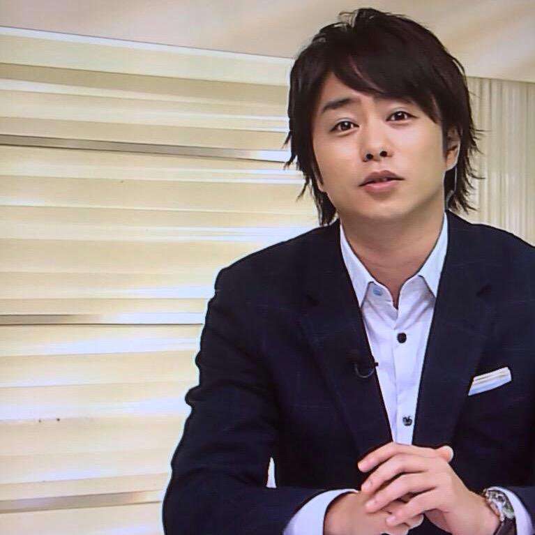 嵐の“暴露本”第二弾が出版！ 櫻井翔はKAT-TUNを小馬鹿、松本潤は小雪にキレた…。