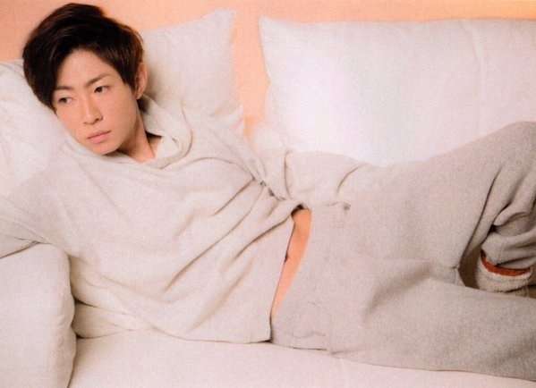嵐の“暴露本”第二弾が出版！ 櫻井翔はKAT-TUNを小馬鹿、松本潤は小雪にキレた…。