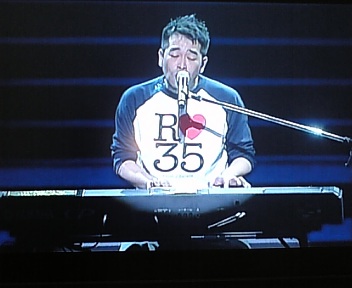好きなシンガーソングライター画像を貼ろう♪ 