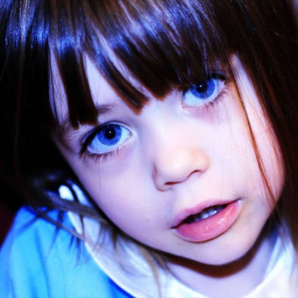 可愛い外国人の子供の画像を貼るトピ