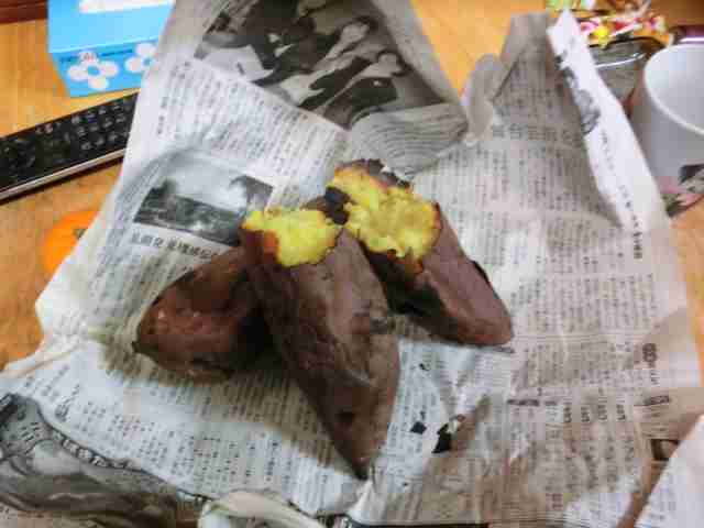 古新聞の使いみち