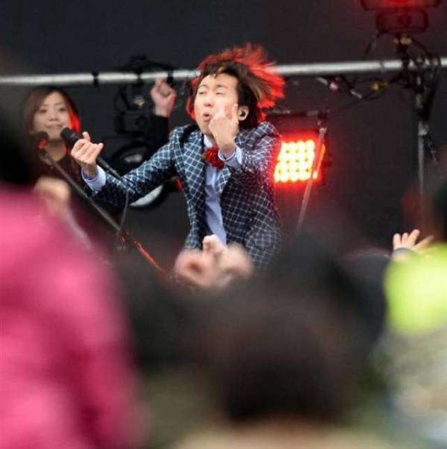 近々ライブ行く予定の人！