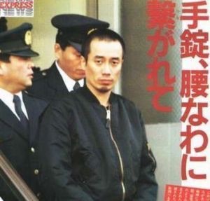 長渕剛が初サイン会で持論展開「音楽界腐っている」