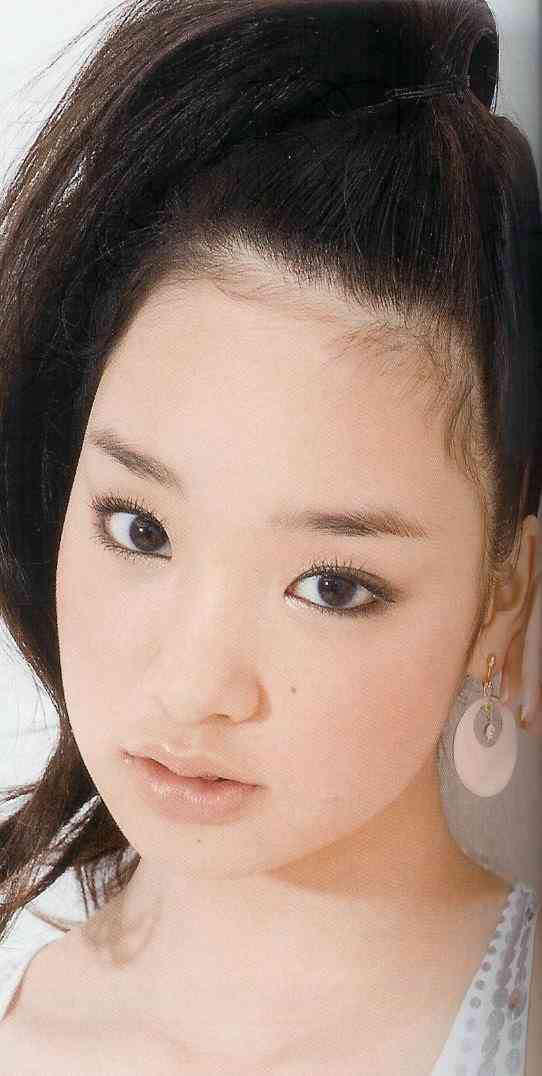 ロングヘアが似合う芸能人