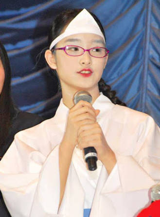 ロングヘアが似合う芸能人