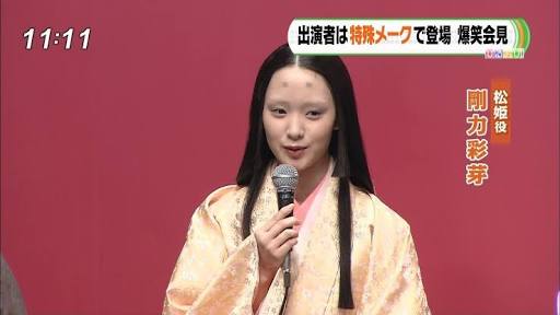 ロングヘアが似合う芸能人