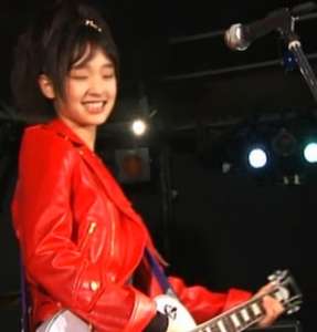 ロングヘアが似合う芸能人