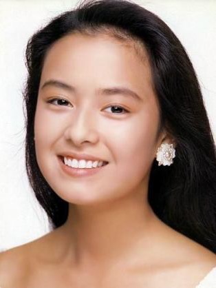 ロングヘアが似合う芸能人